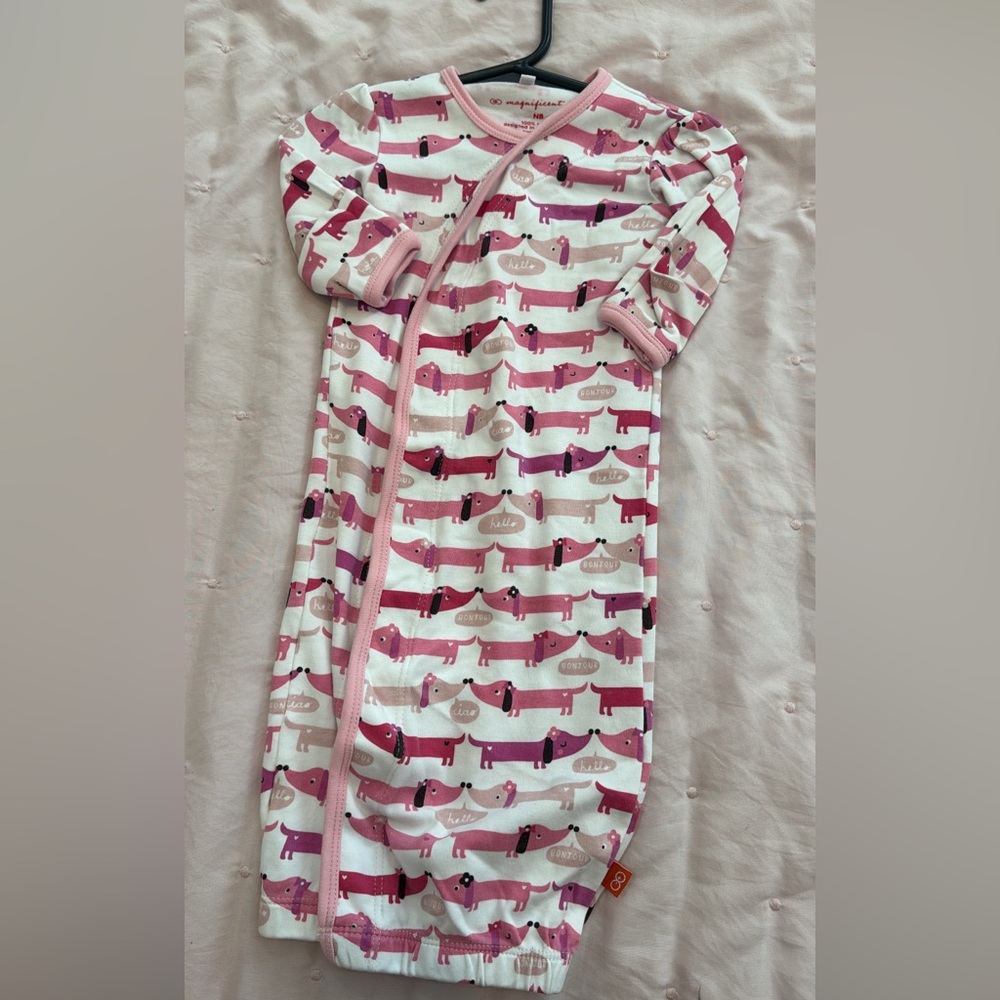 Magnetic Me Newborn Gown